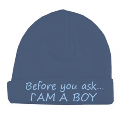 Babymutsje "Before you ask I`am a boy"